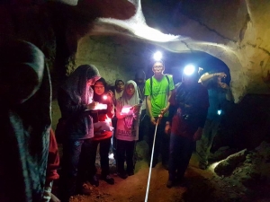 Cave mapping (cartography) course.