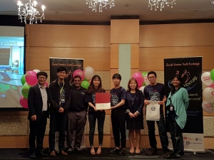Scoial Venture 1st Place Team : Azuan (IPK postgraduate student) on second right. 